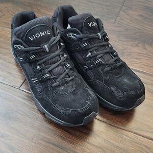 Vionic Men's, 23 Walk, Blk, Sde. Men's size 10.0.  New with box.